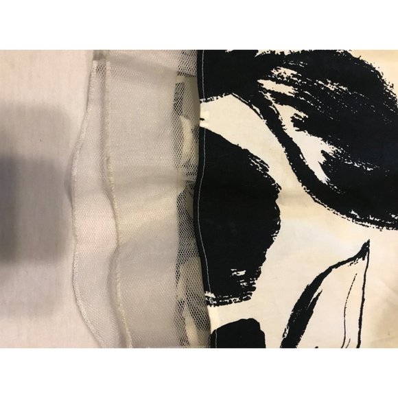 NWT Jodi Kristopher jr. Size1 black & white floral dress. - Picture 3 of 8